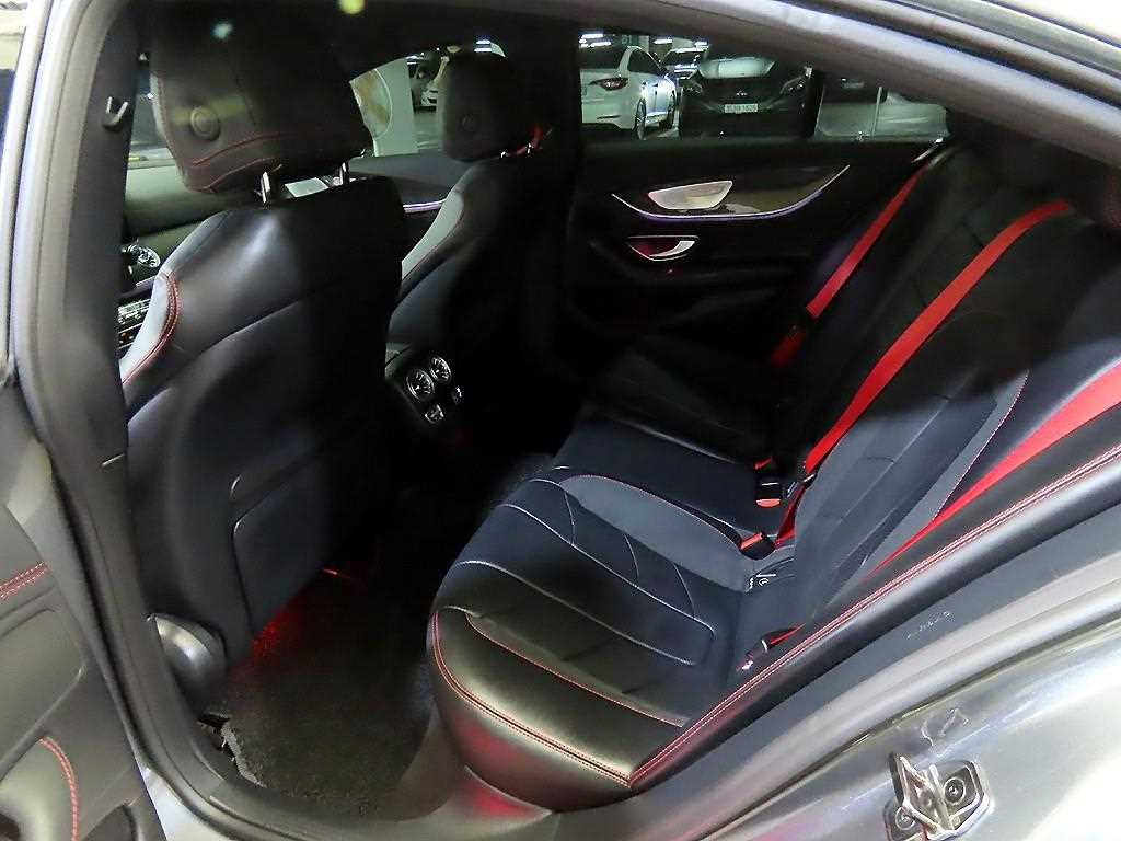 Mercedes Benz CLS Class - Vista 7