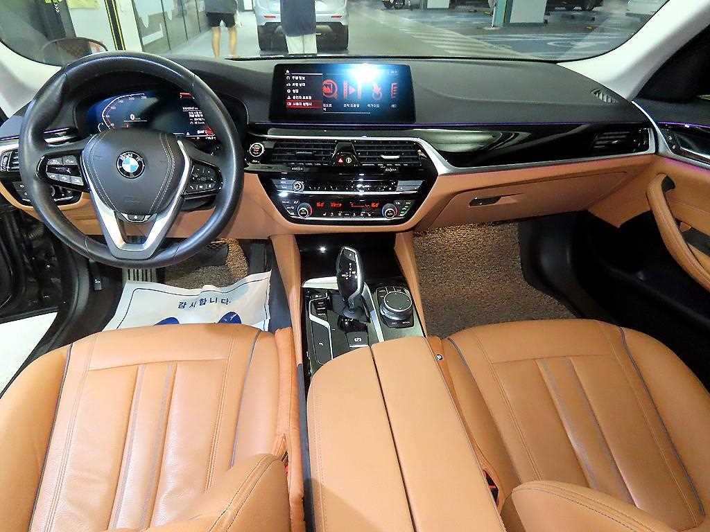 BMW 5 Series - Vista 10