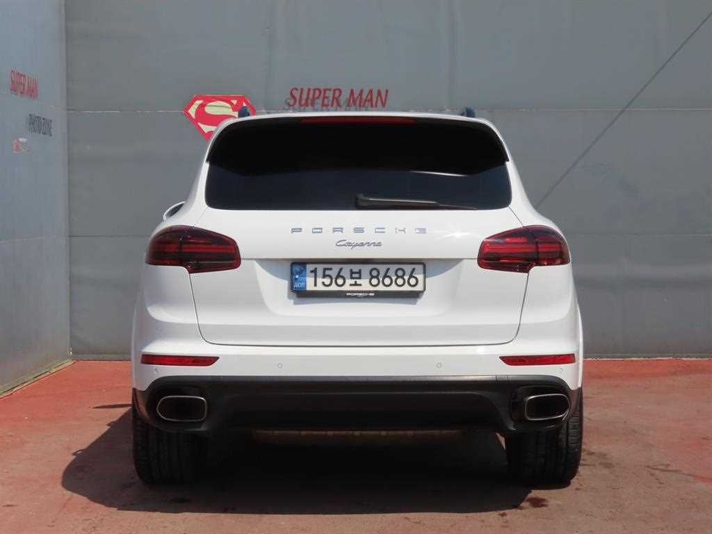 Porsche Cayenne - Vista 4