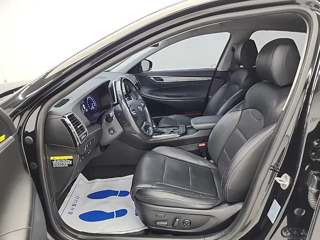 HYUNDAI Grandeur - Vista 11