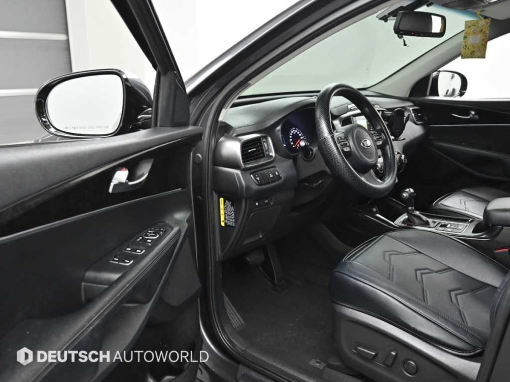 KIA Sorento - Vista 11