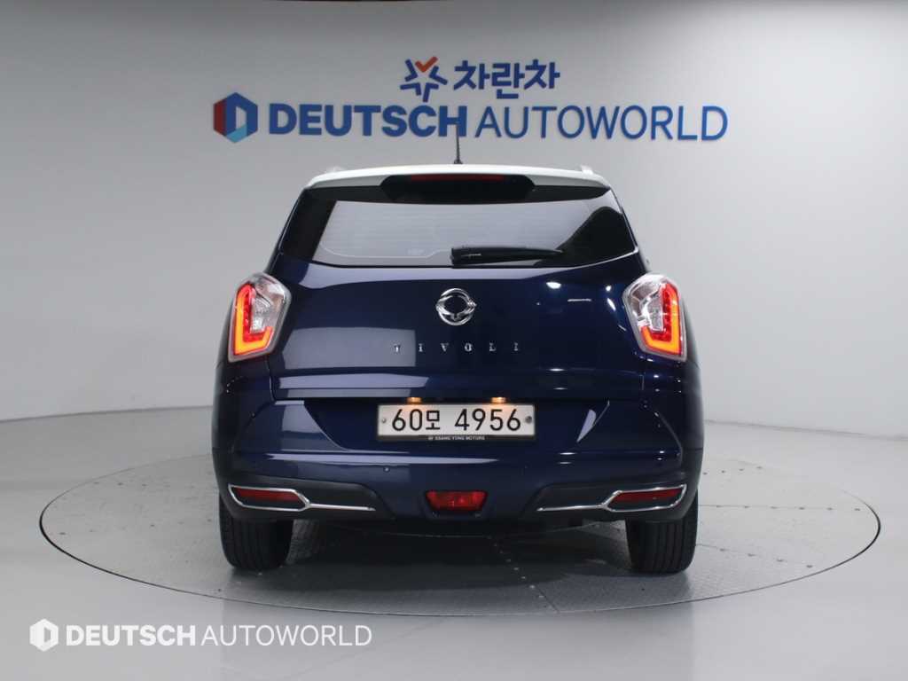 Ssangyong Tivoli - Vista 4