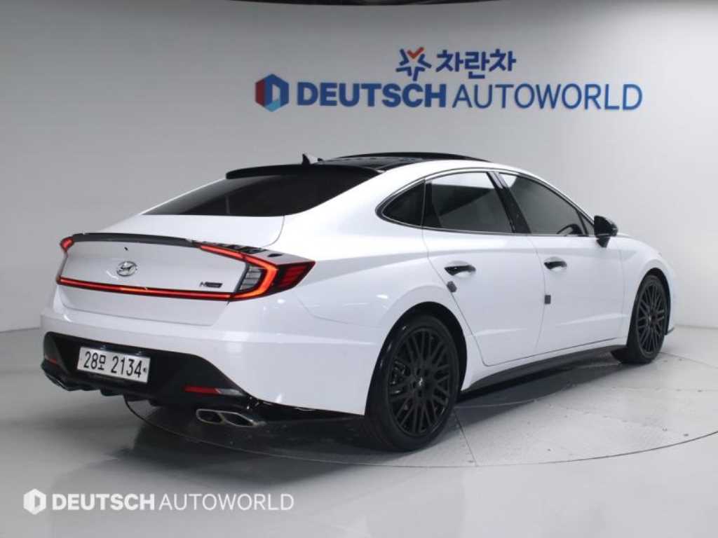 HYUNDAI Sonata - Vista 2