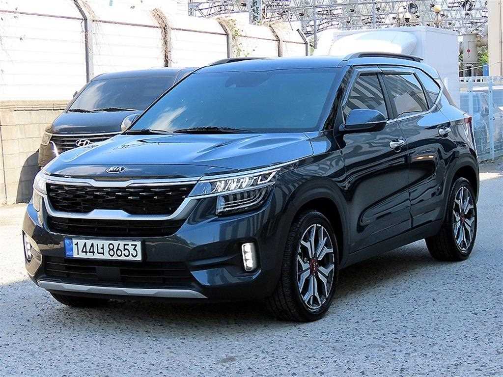 KIA Seltos - Vista 2