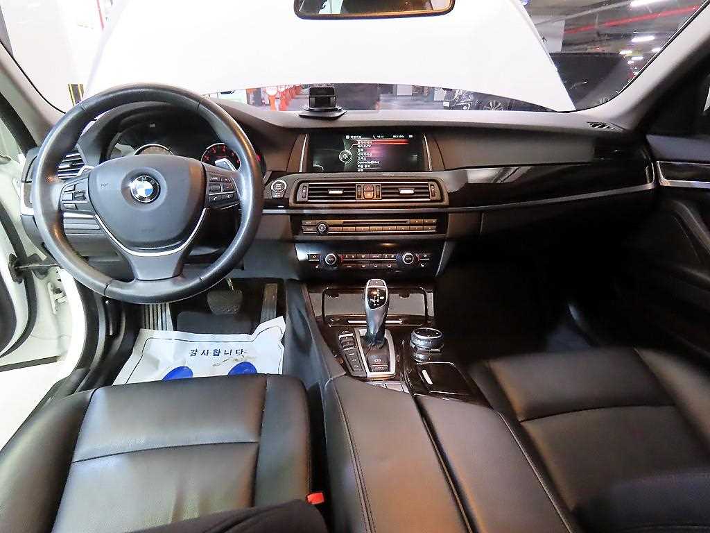 BMW 5 Series - Vista 10