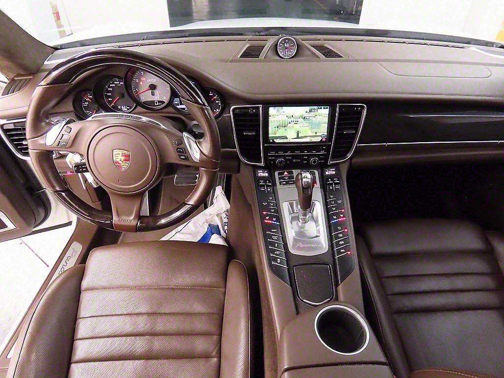 Porsche Panamera - Vista 7