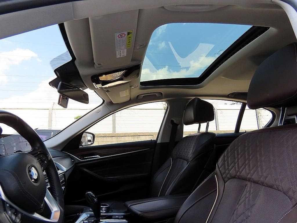 BMW 5 Series 2018 - Importación desde Corea - HF Imports Iquique - Foto 17