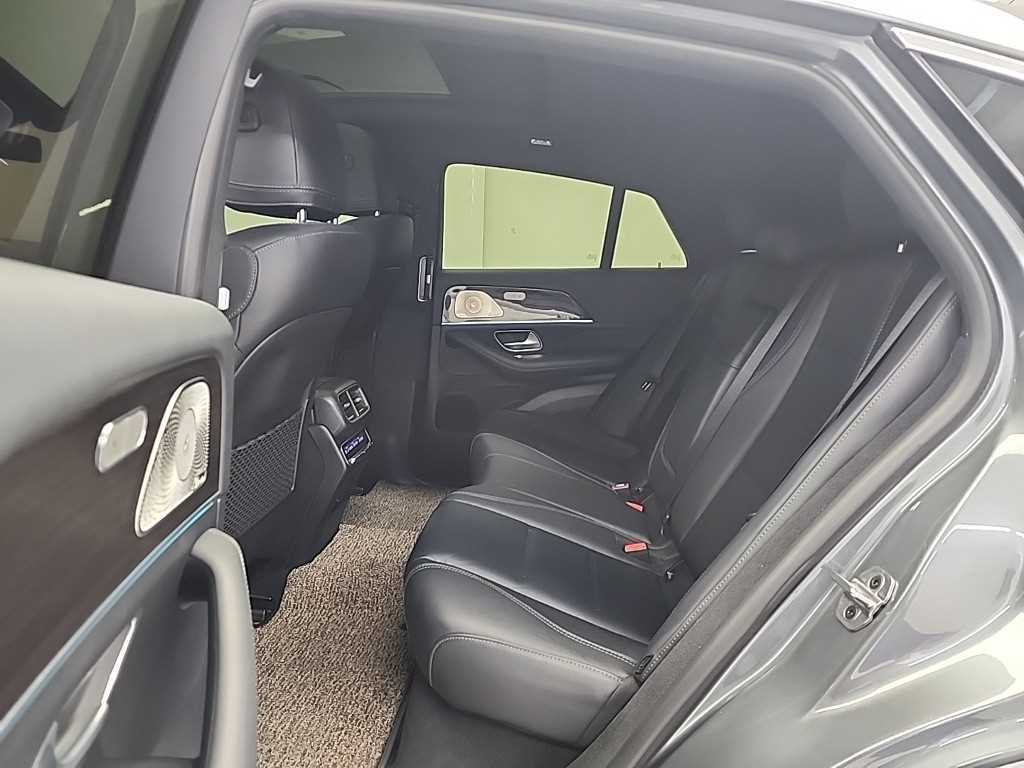 Mercedes Benz GLE Class - Vista 12