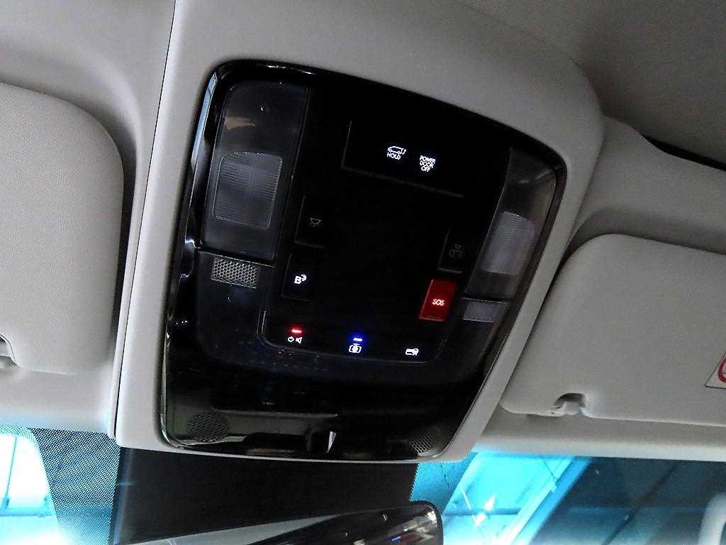HYUNDAI Staria 2025 Plateado - Importación desde Corea - HF Imports Iquique - Foto 16