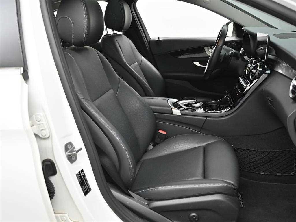 Mercedes Benz C Class - Vista 10