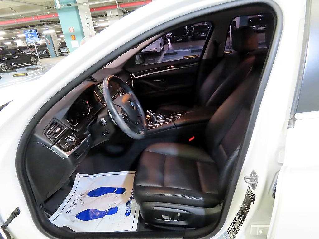 BMW 5 Series - Vista 6