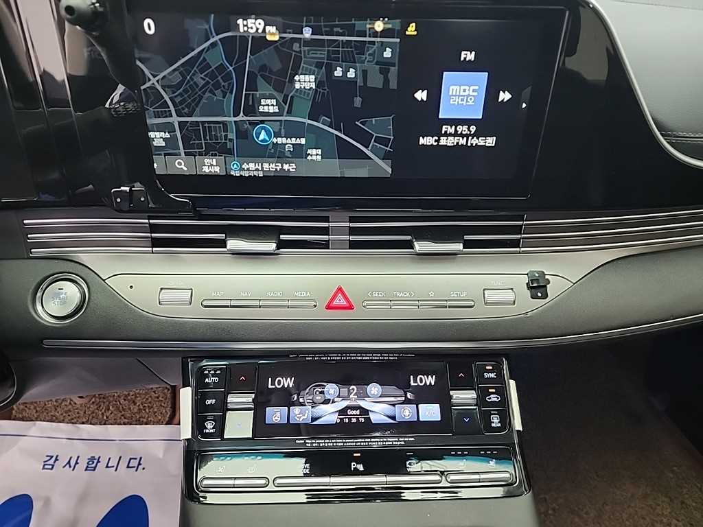 HYUNDAI Grandeur - Vista 10
