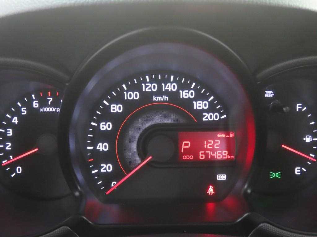 KIA Ray - Vista 8