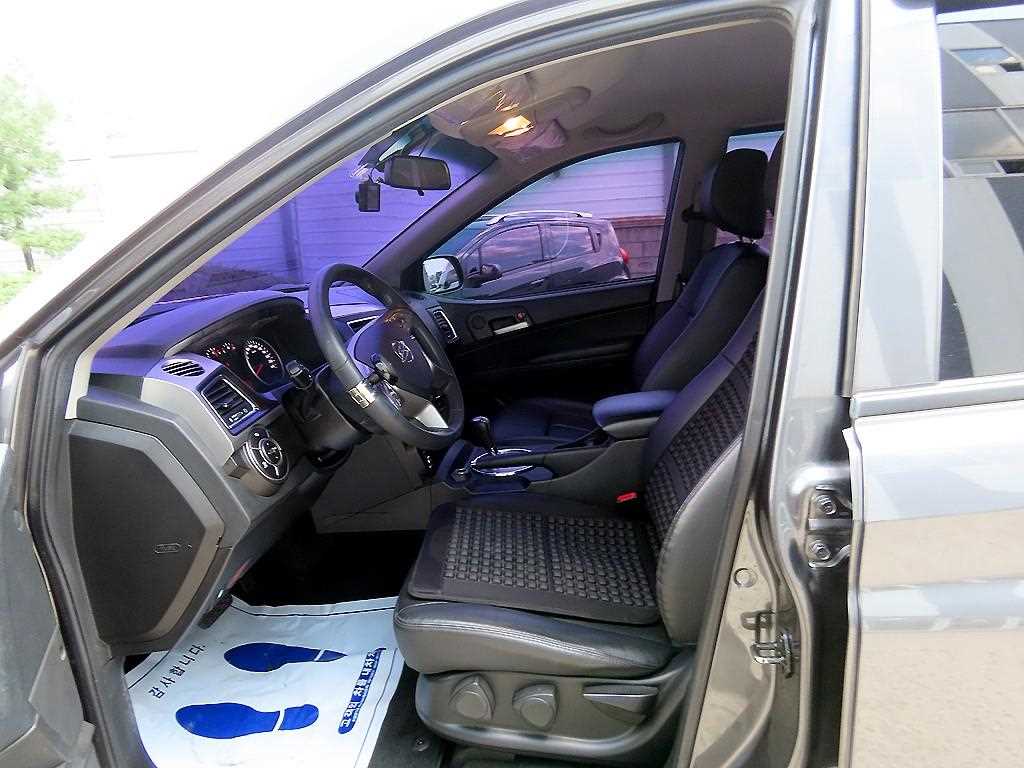 Ssangyong Korando - Vista 5