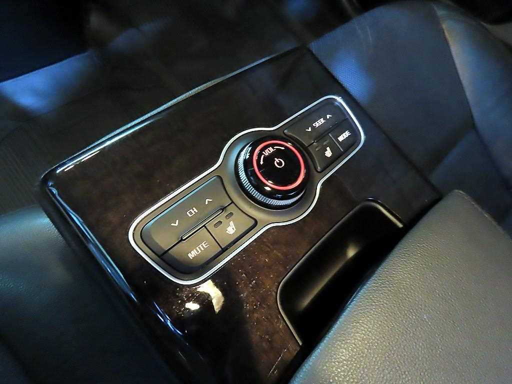 KIA K7 2014 Negro - Importación desde Corea - HF Imports Iquique - Foto 16
