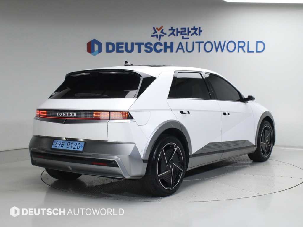 HYUNDAI Ioniq 5 - Vista 2