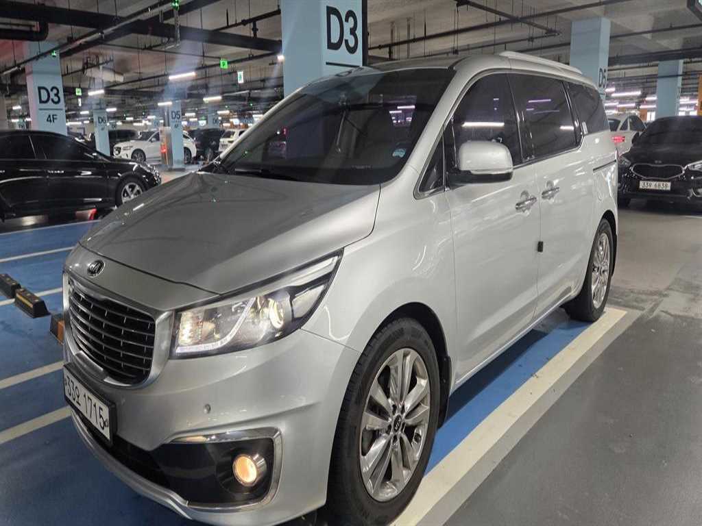KIA Carnival 2015 Plateado - Importación desde Corea - HF Imports Iquique - Foto 1