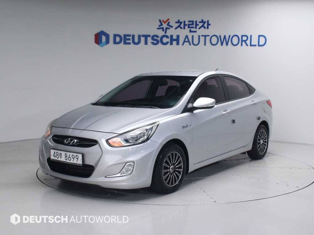 HYUNDAI Accent 2013 - Importación desde Corea - HF Imports Iquique - Foto 1
