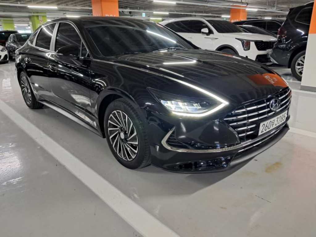 HYUNDAI Sonata - Vista 2