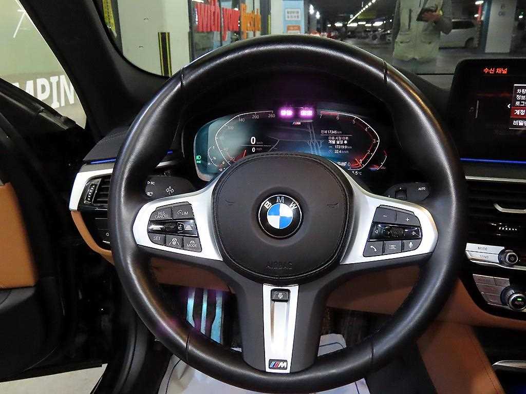 BMW 5 Series - Vista 8