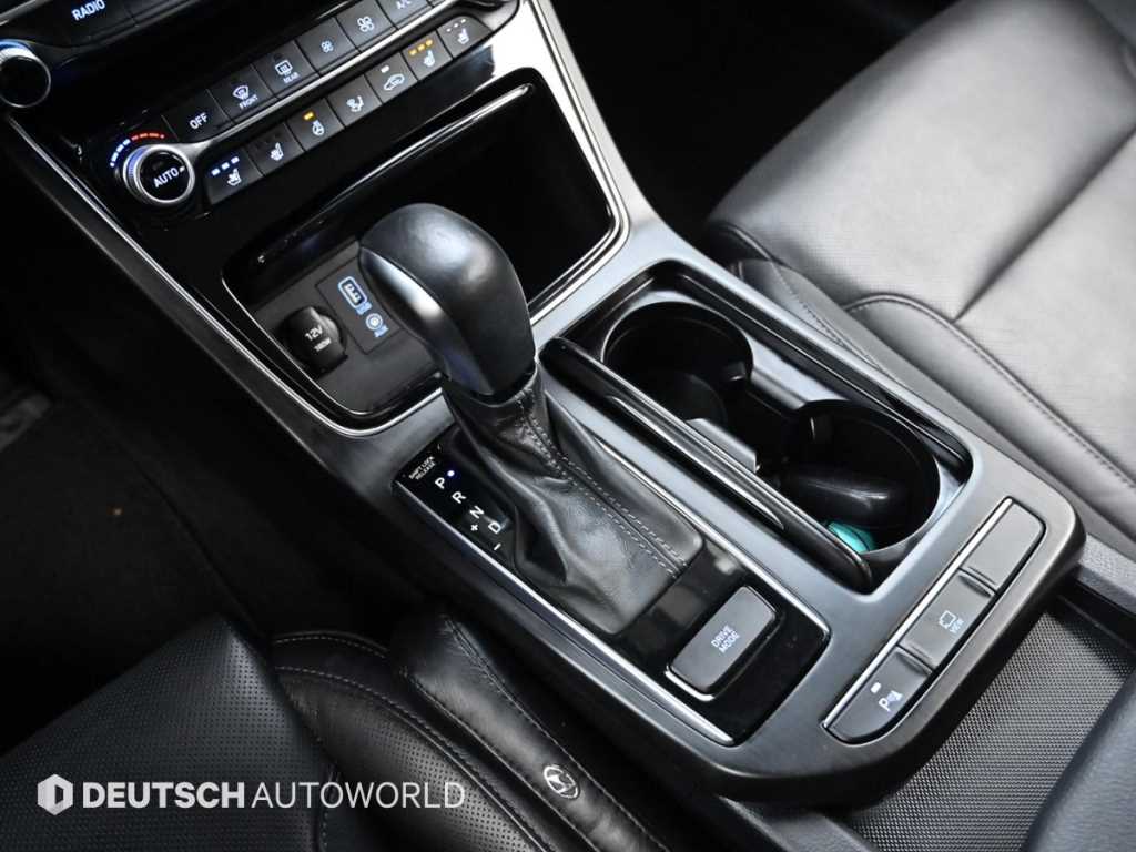 HYUNDAI Grandeur - Vista 9