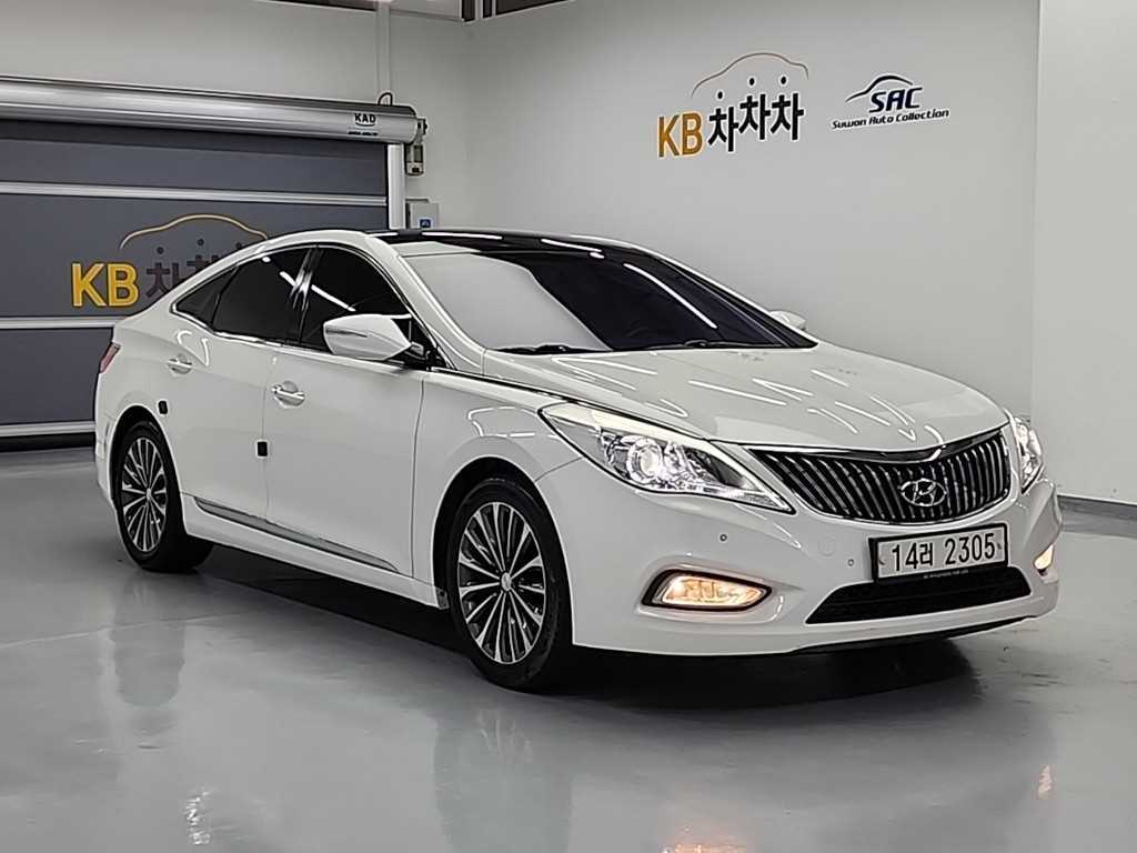 HYUNDAI Grandeur - Vista 4