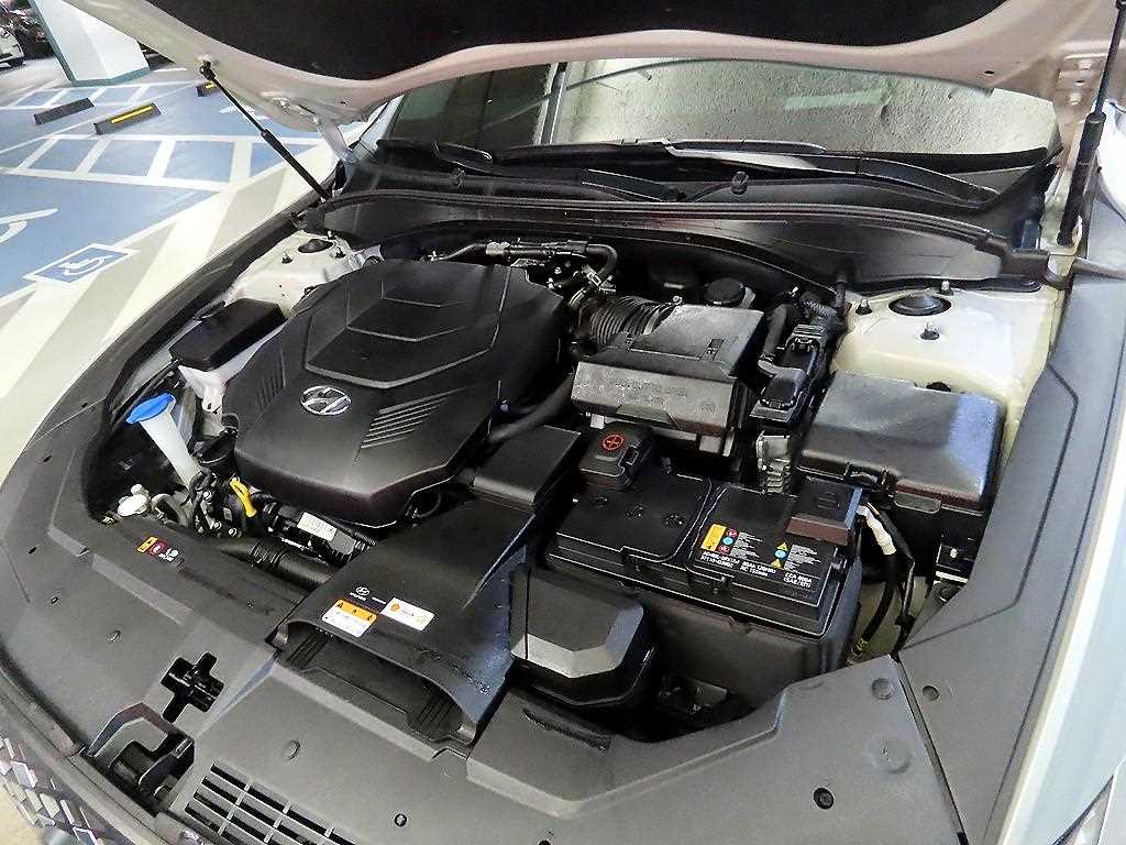 HYUNDAI Grandeur 2020 the color of pearl - Importación desde Corea - HF Imports Iquique - Foto 19