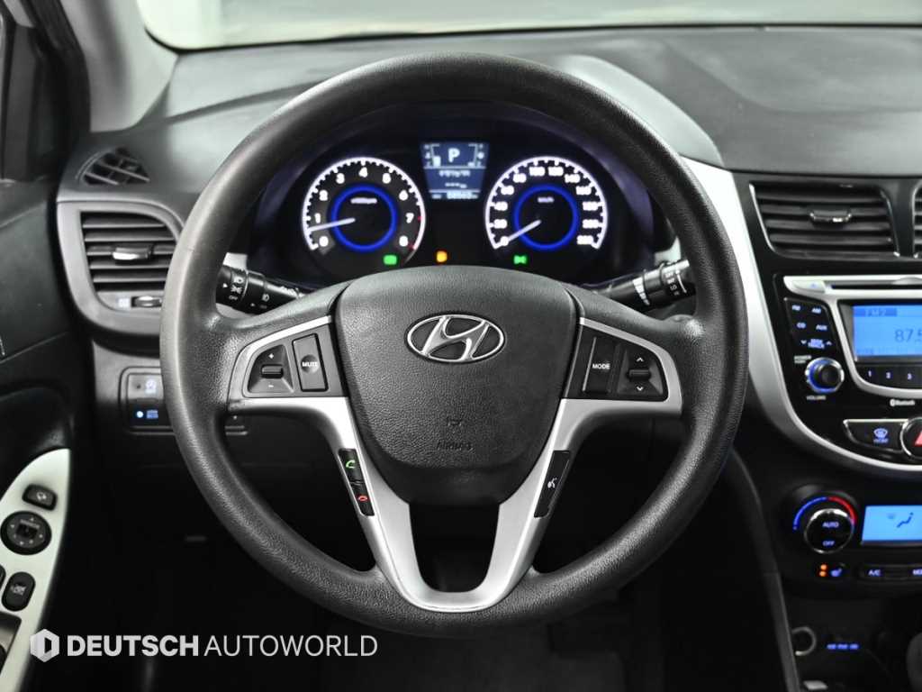 HYUNDAI Accent 2013 - Importación desde Corea - HF Imports Iquique - Foto 13