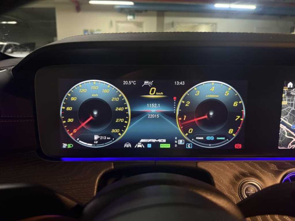 Mercedes Benz AMG GT - Vista 6