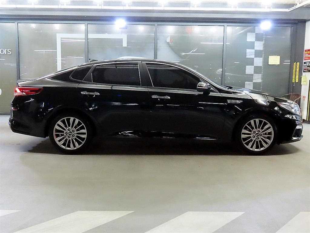 KIA K5 - Vista 3