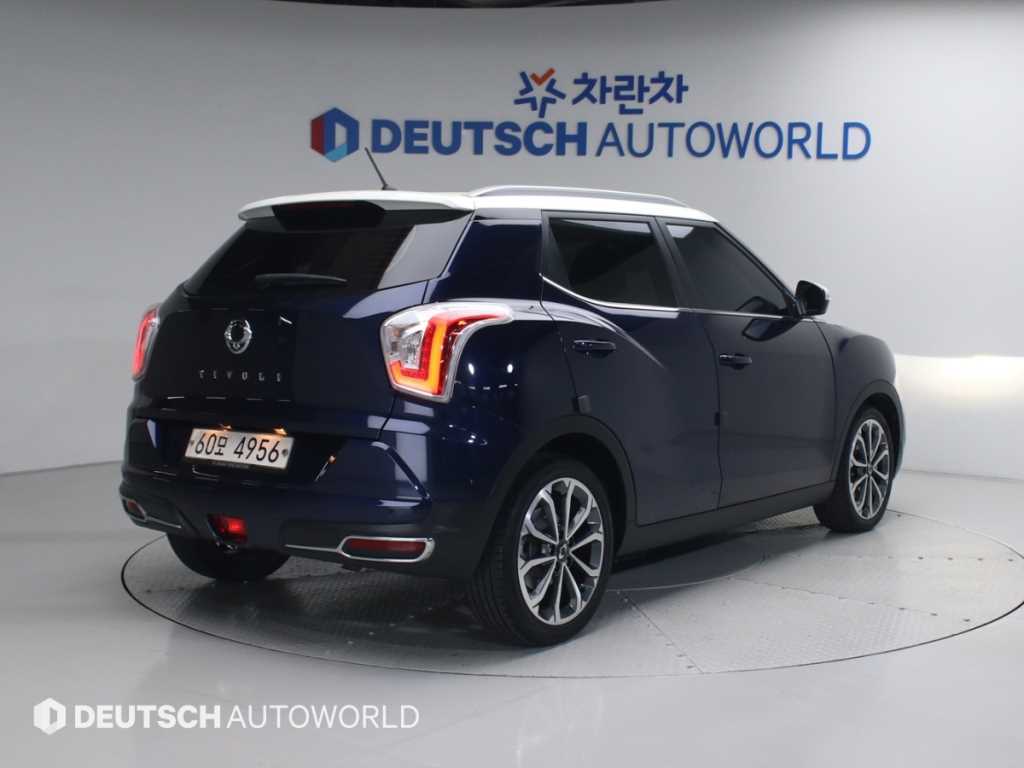 Ssangyong Tivoli - Vista 2