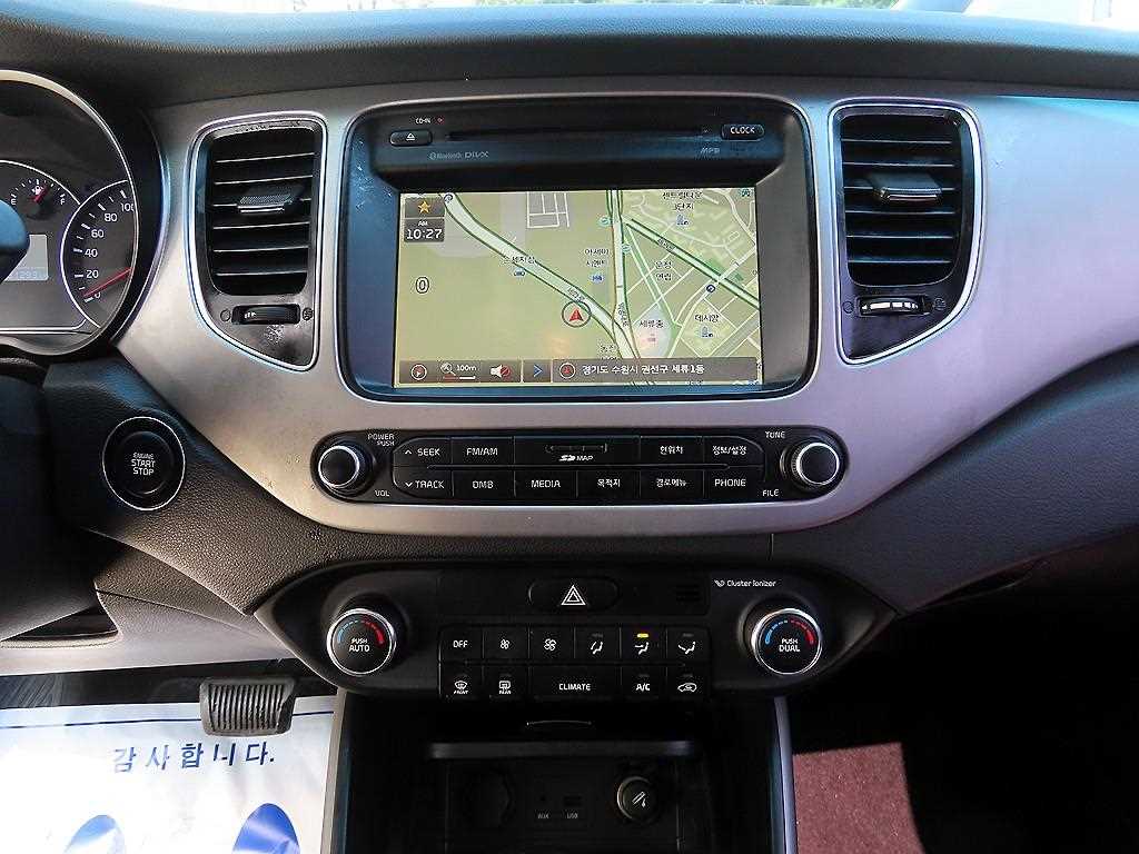 KIA Carens 2014 Negro - Importación desde Corea - HF Imports Iquique - Foto 13