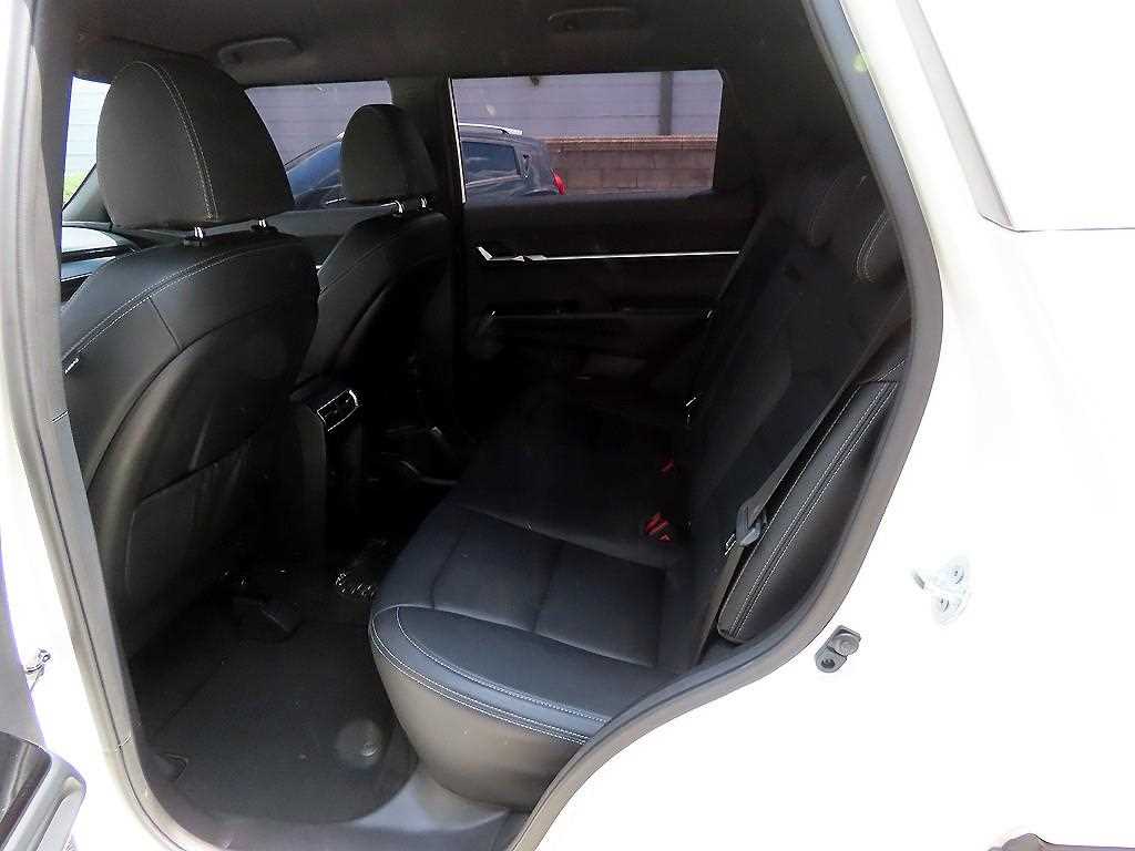 Ssangyong Torres - Vista 6