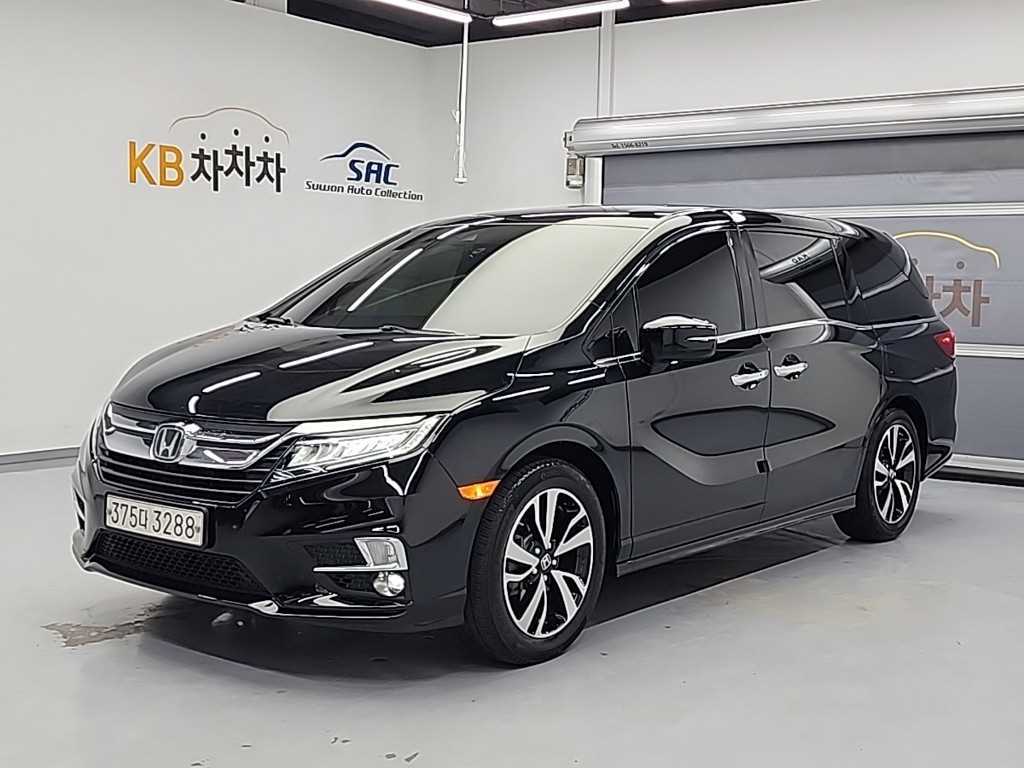 Honda Odyssey 2020 Negro - Importación desde Corea - HF Imports Iquique - Foto 1