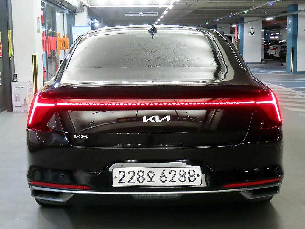 KIA K8 - Vista 5