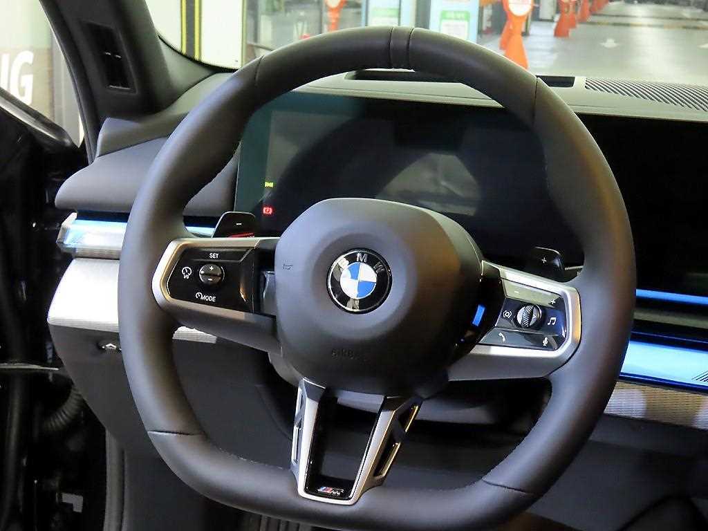 BMW 5 Series - Vista 8