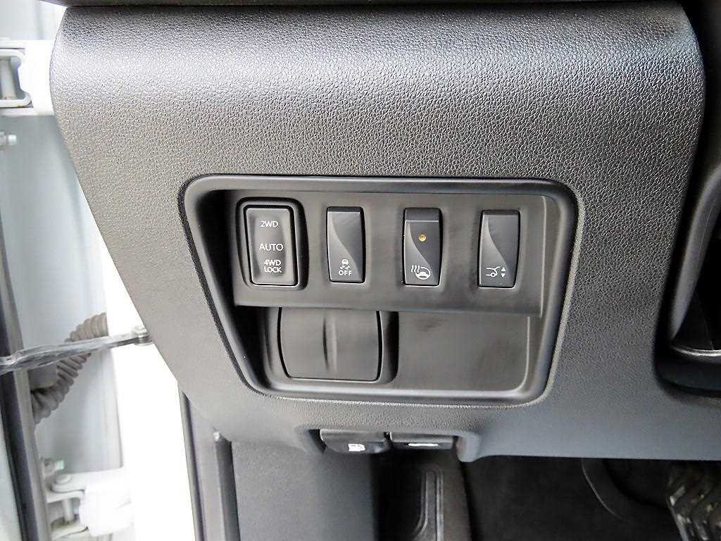 SAMSUNG QM6 - Vista 12