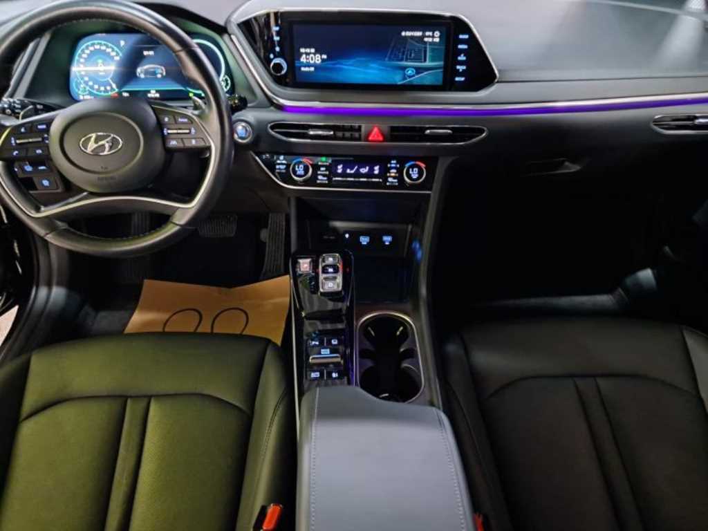 HYUNDAI Sonata - Vista 9