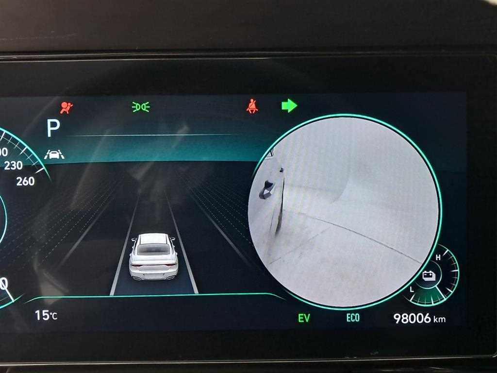 HYUNDAI Grandeur - Vista 10