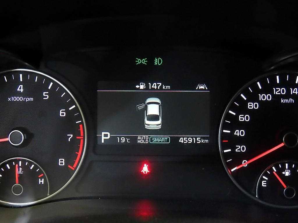 KIA K5 - Vista 9