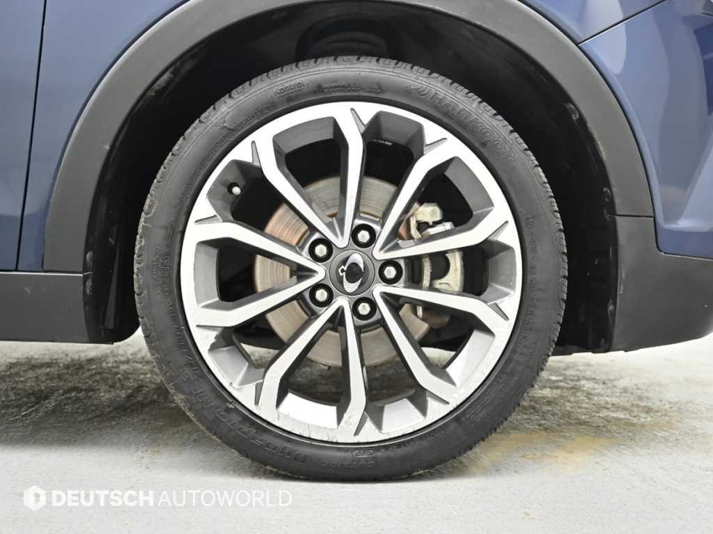 Ssangyong Tivoli - Vista 5