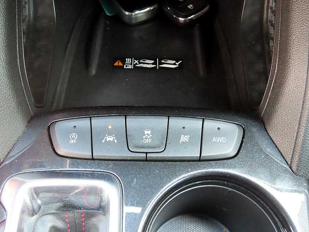 Chevrolet Trail Blazer 2021 Negro - Importación desde Corea - HF Imports Iquique - Foto 15