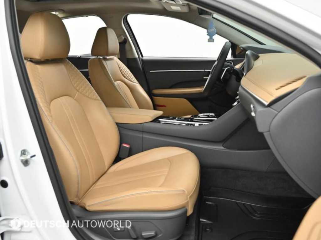 HYUNDAI Sonata - Vista 10