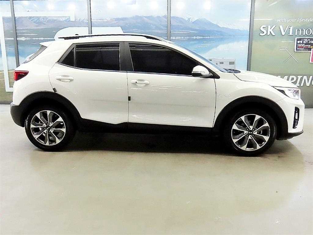 KIA Stonic - Vista 3