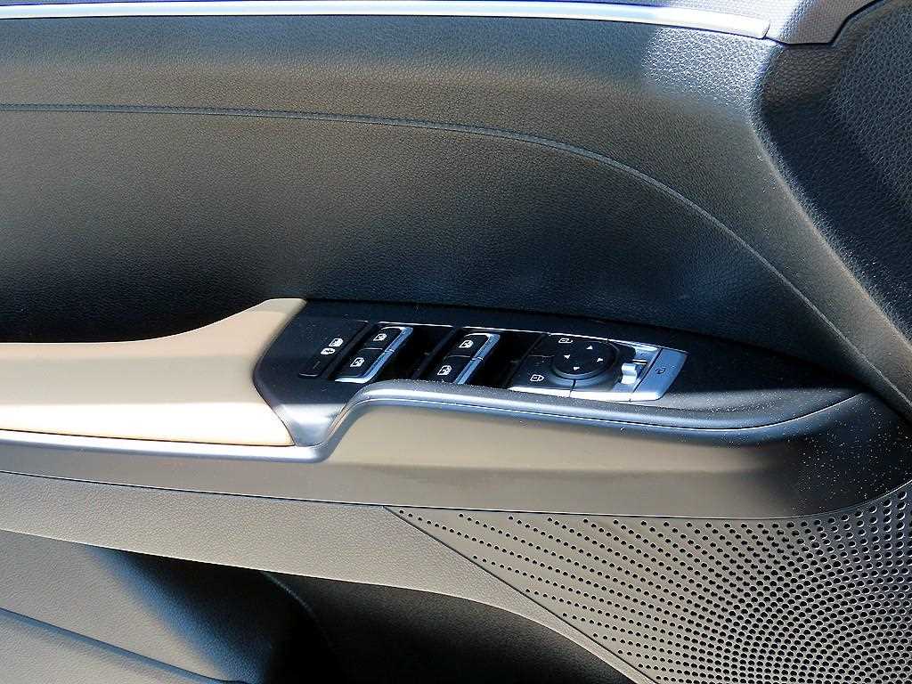 KIA K5 - Vista 11