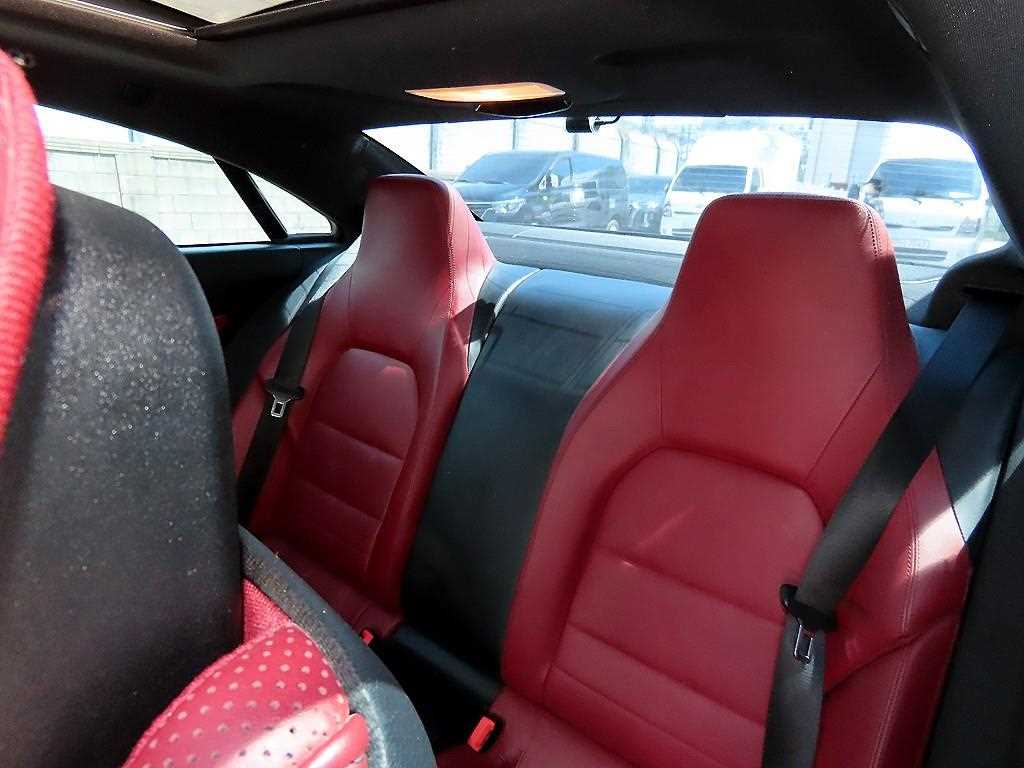 Mercedes Benz E class - Vista 6