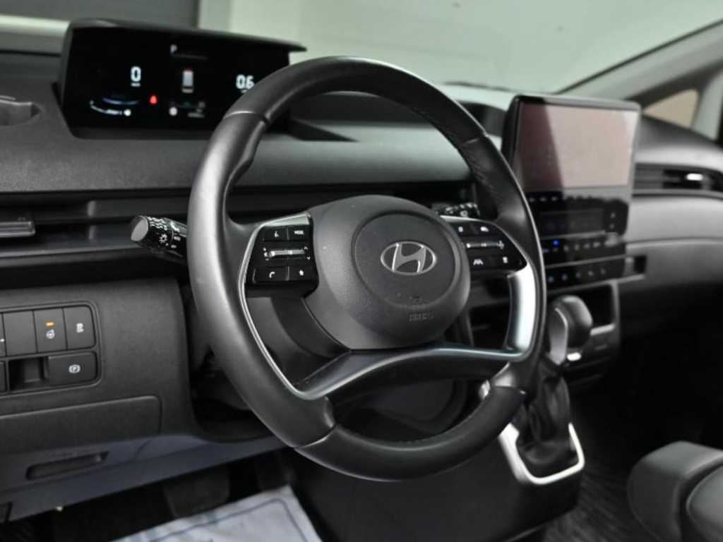 HYUNDAI Staria 2025 Negro - Importación desde Corea - HF Imports Iquique - Foto 13