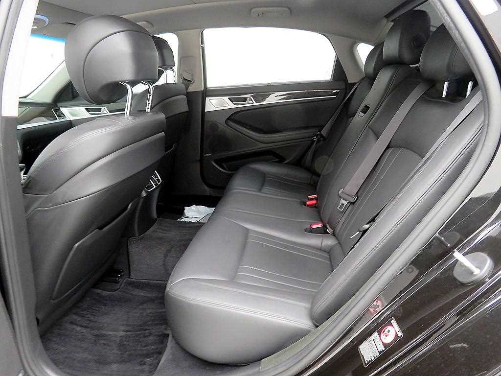 Genesis G80 - Vista 7