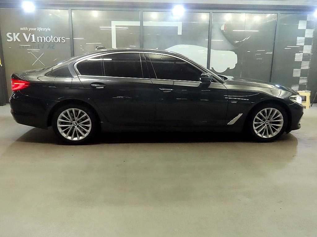 BMW 5 Series - Vista 3