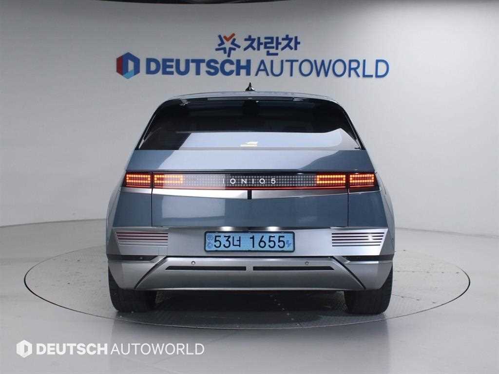 HYUNDAI Ioniq 5 - Vista 4